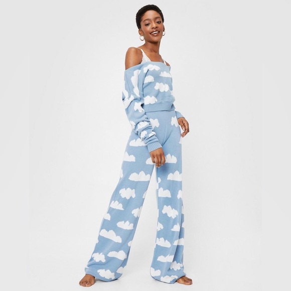 Nasty Gal Pants - ☁️ Cloud Knitted Sweater And Pants Lounge Set Women’s Size Small